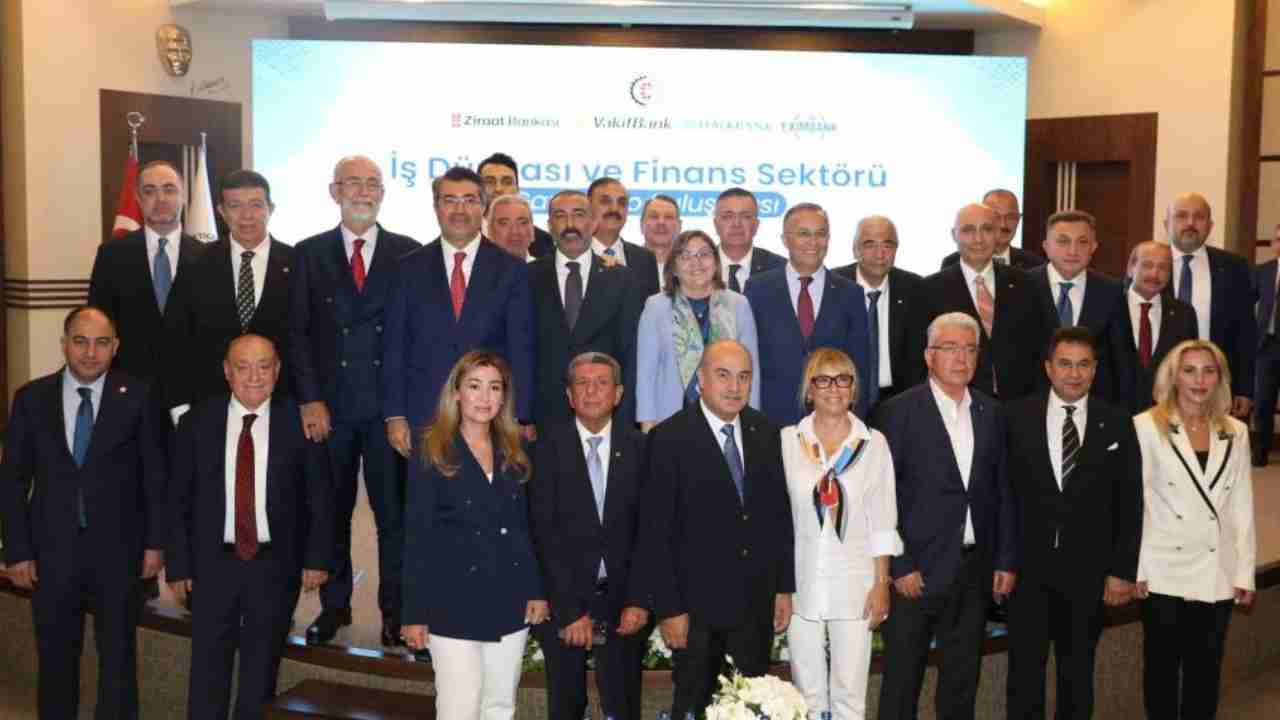 Gaziantep'te Dev Finans Zirvesi: 'Finansta Gaziantep modeli önerisi'