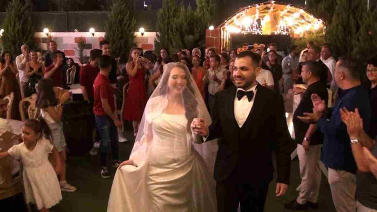 Amerikalı Gelin Gaziantep’te! Antep Usulü Kına Gecesi ve Telli Duvaklı Düğün