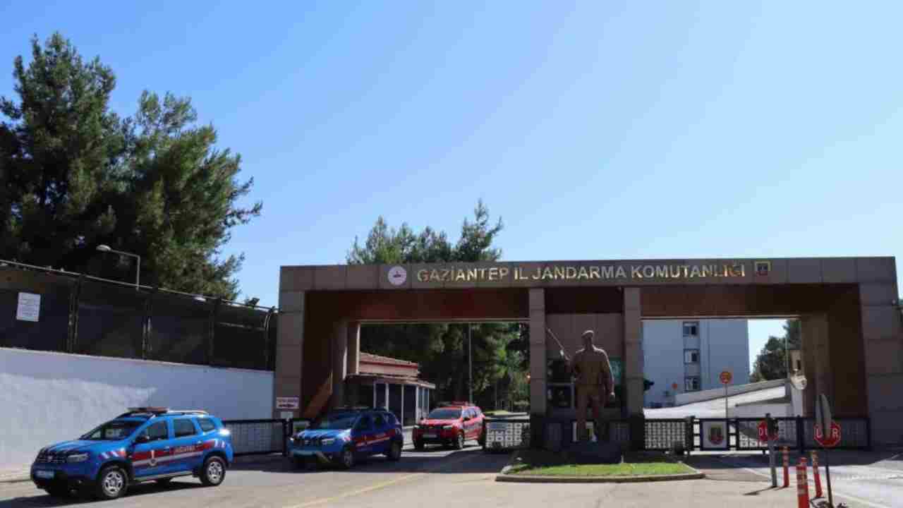 Gaziantep’te kesinleşmiş cezayla aranan 161 şahıs tutuklandı