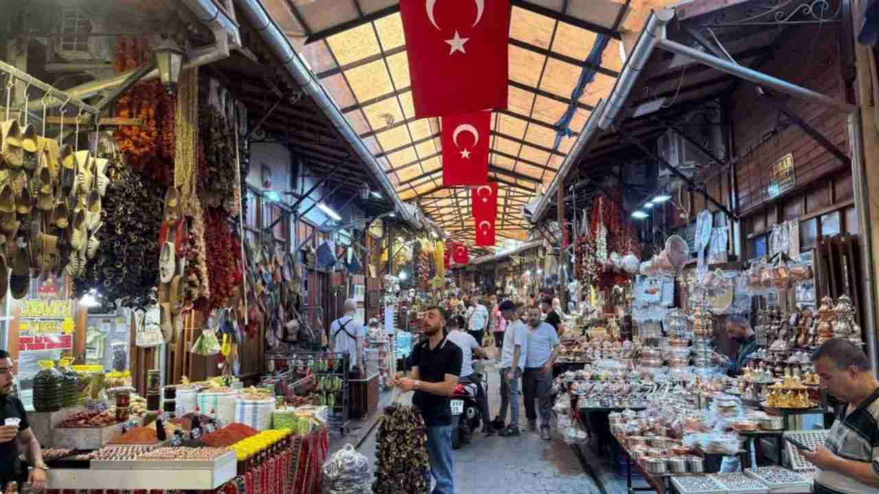 "Terörsüz Türkiye" süreci Gaziantepli esnafları umutlandırdı