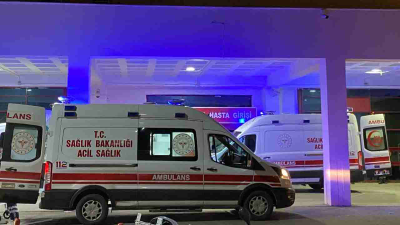 Gaziantep’te Peş Peşe 3 Zehirlenme Olayı! Tavuk Yiyen 17 Kişi Rahatsızlandı
