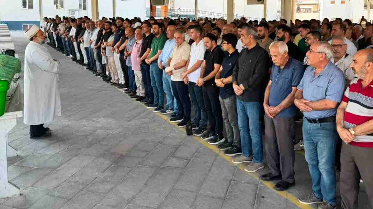 Gaziantep’te iş dünyasını üzen ölüm! Ramazan Bay dualarla uğurlandı