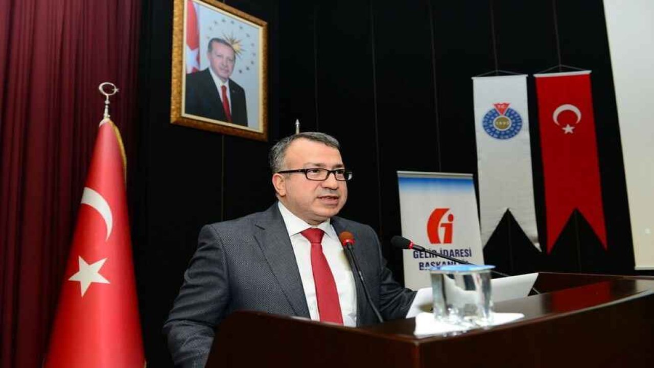 Faruk Gözübüyük’ten Annesinin Cenazesine Katılanlara Teşekkür