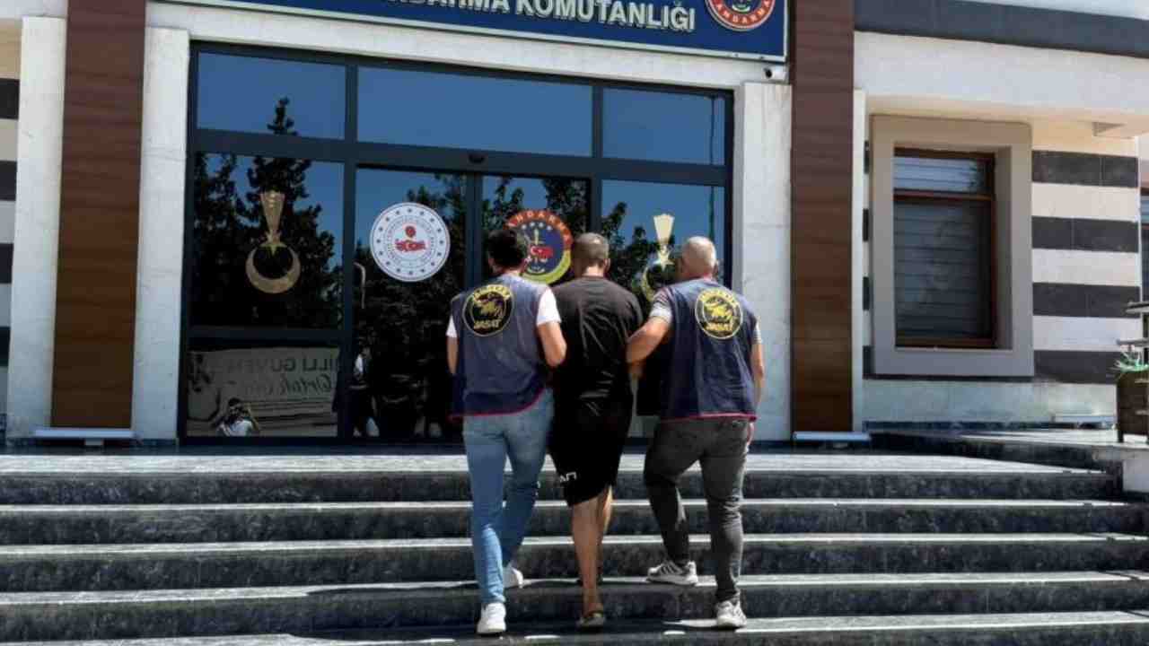 Gaziantep'te Cinsel İstismar Suçundan Aranıyordu! Yakalandı