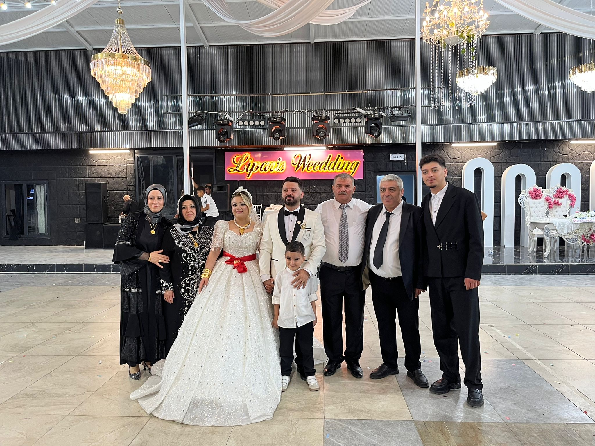 Gaziantep’in köklü ve ailelerinden Bökeoğulları ve Işıklar ailesinin mutlu günü
