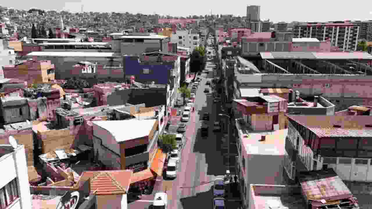 Gaziantep Büyükşehir’den kentin ana caddelerine estetik dokunuş