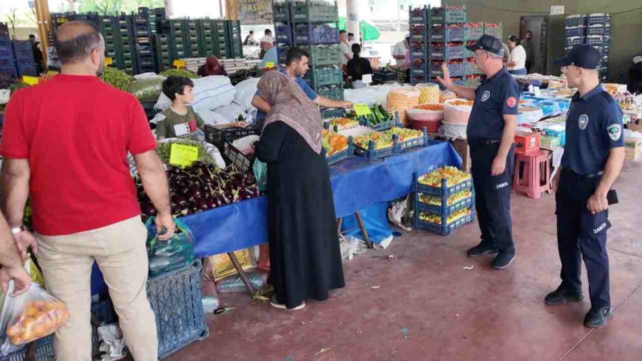 Şehitkamil’de pazar yerlerinde fiyat ve etiketler tek tek incelendi