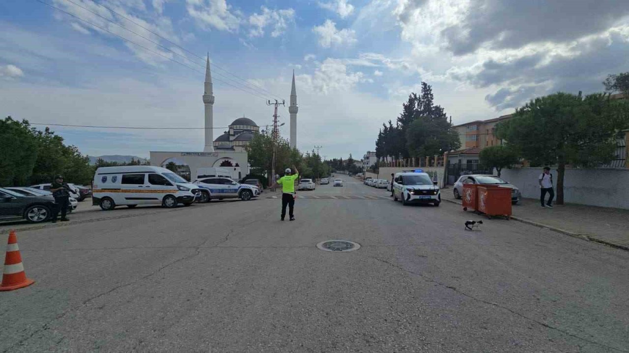 Gaziantep’te okul çevrelerinde asayiş uygulaması yapıldı