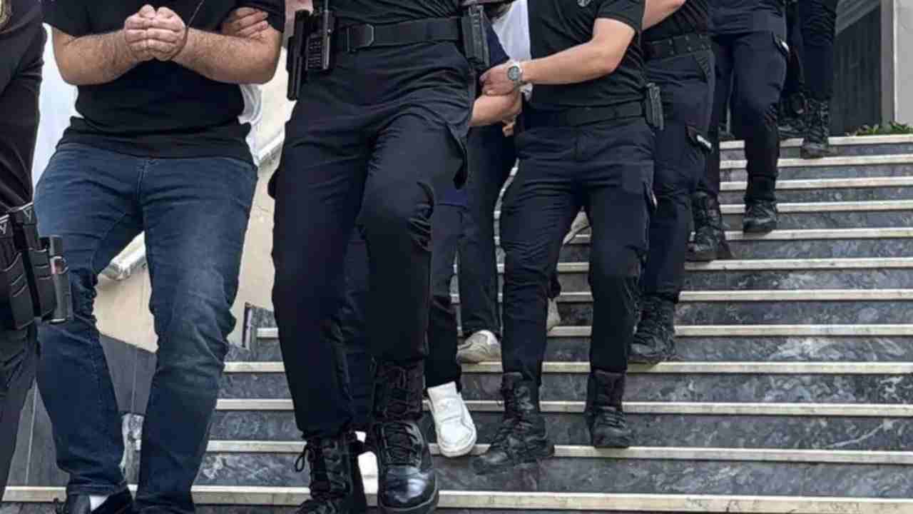 Gaziantep dahil 15 ilde dev operasyon: AcnTürk Sigorta soruştumasında 23 gözaltı