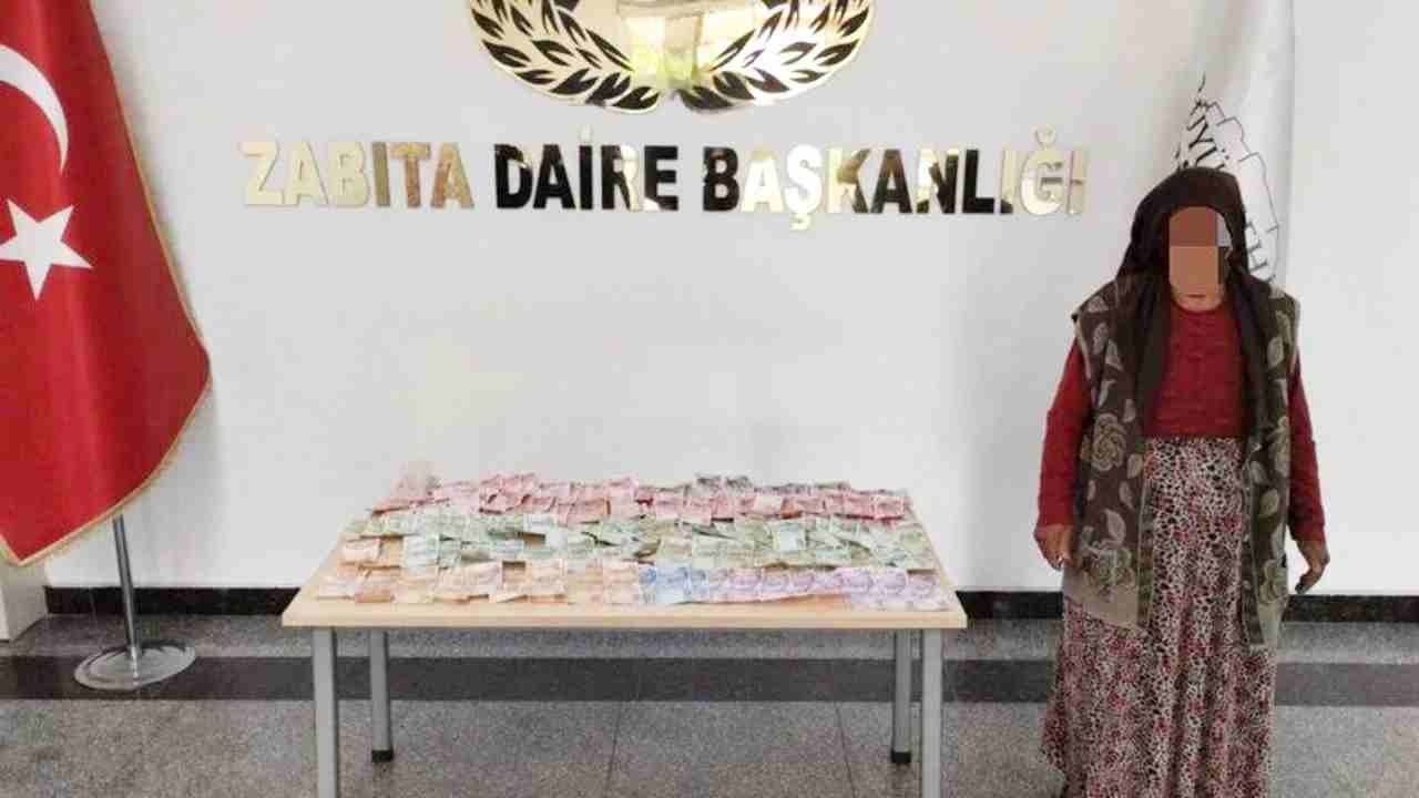 Gaziantep'te Dilencinin Üzerinden Çıkan Para Şaşkına Çevirdi