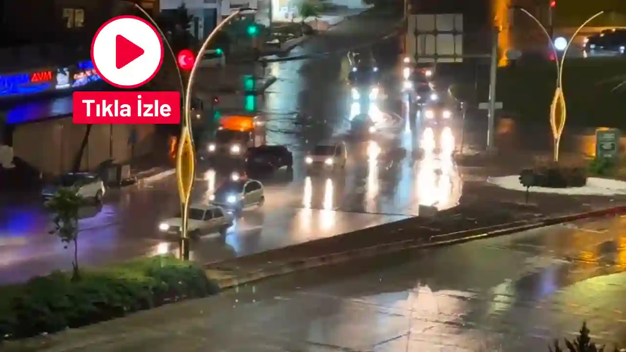 Gaziantep’te sağanak yağmur yolları göle çevirdi