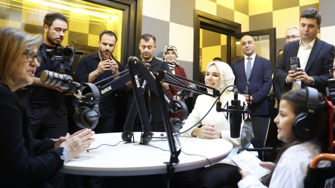 Gaziantep'te Engelleri Mikrofon Başına Geçerek Aştı!