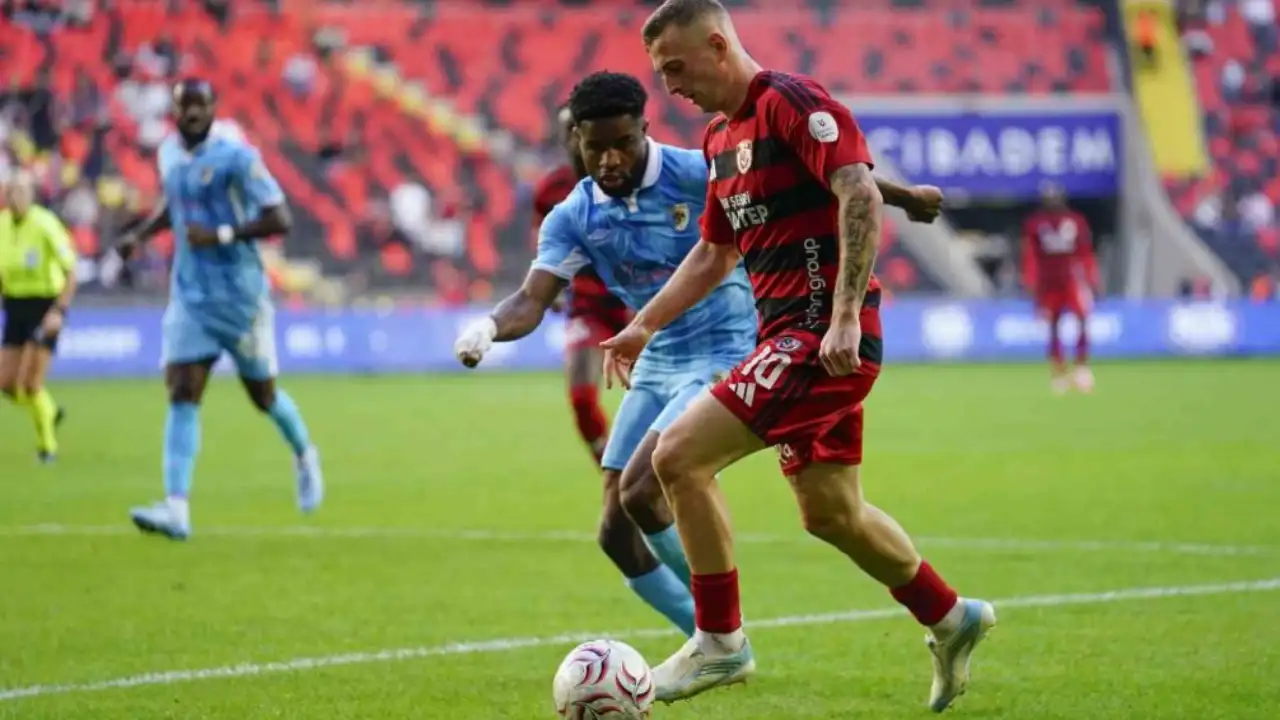 Gaziantep FK'da Direğe Çarpan Umutlar: Gaziantep FK 1-3 Erzurumspor