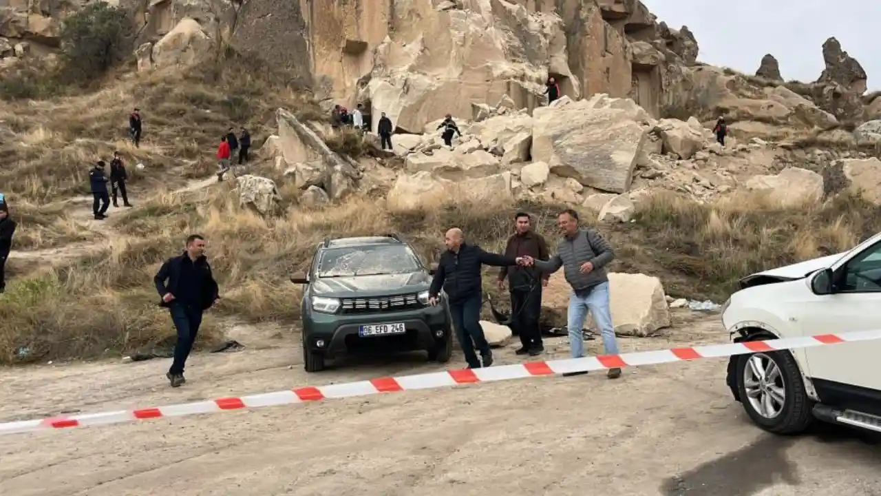 Kapadokya'da Peribacası çöktü. Ölü ve yaralılar var...