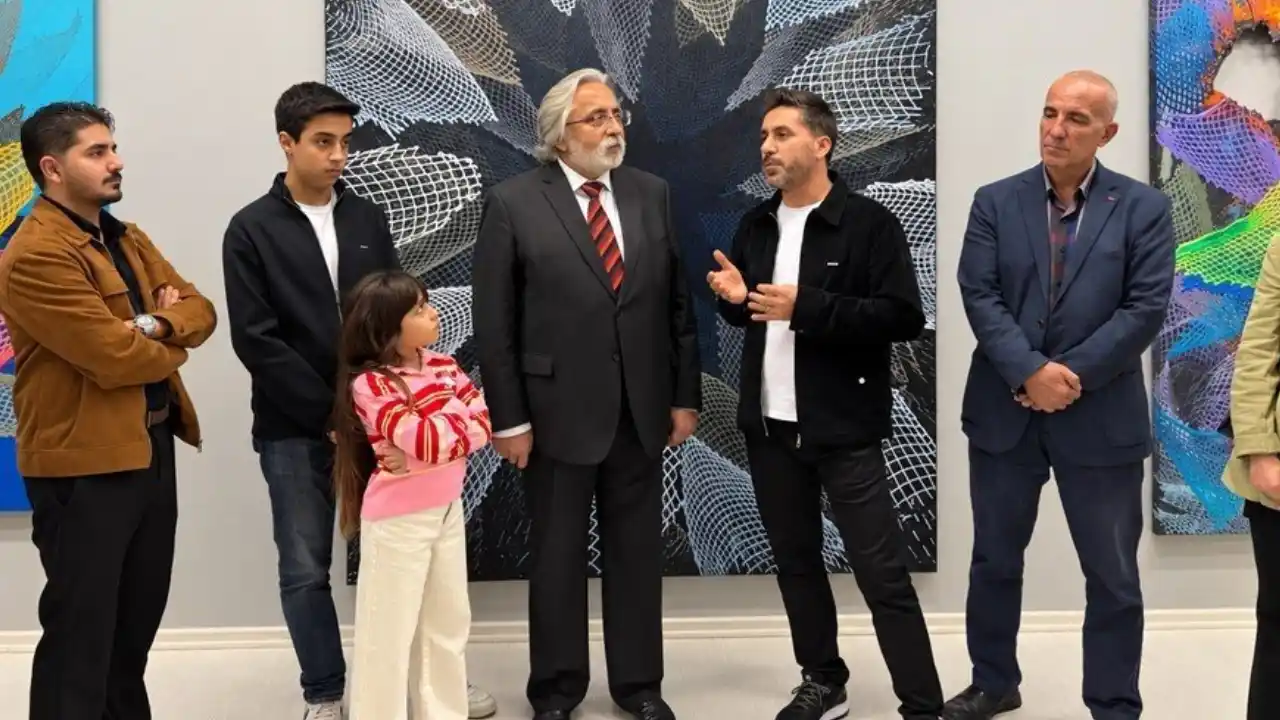 SANKO sanat galerisinde "Sonsuzluk Ağları" temalı resim sergisi