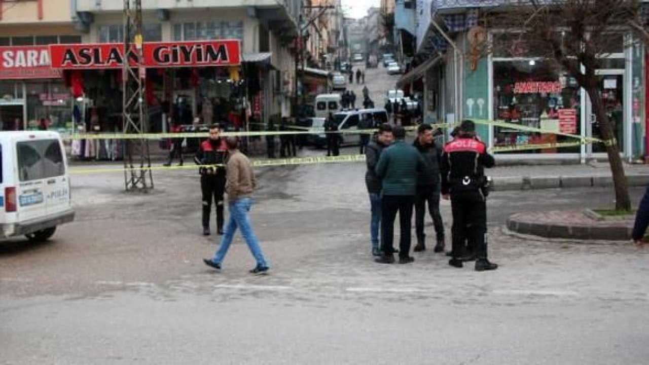 Boşanma nedeniyle husumetli aileler çatıştı: 1 ölü, 13 yaralı