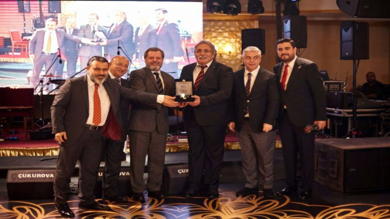 EKONOMİ GAZETECİLİĞİNDE 20 YILINI DOLDURAN SANKO HOLDİNG BASIN '“ YAYIN MÜDÜRÜ ÇİÇEK'E PLAKET VERİLDİ