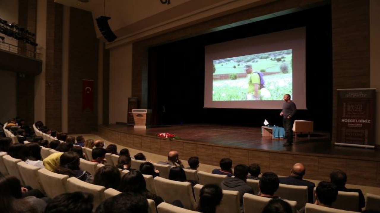 - Gaziantep'te "Turizm zenginliklerimizde çevre duyarlılığı" söyleşisi