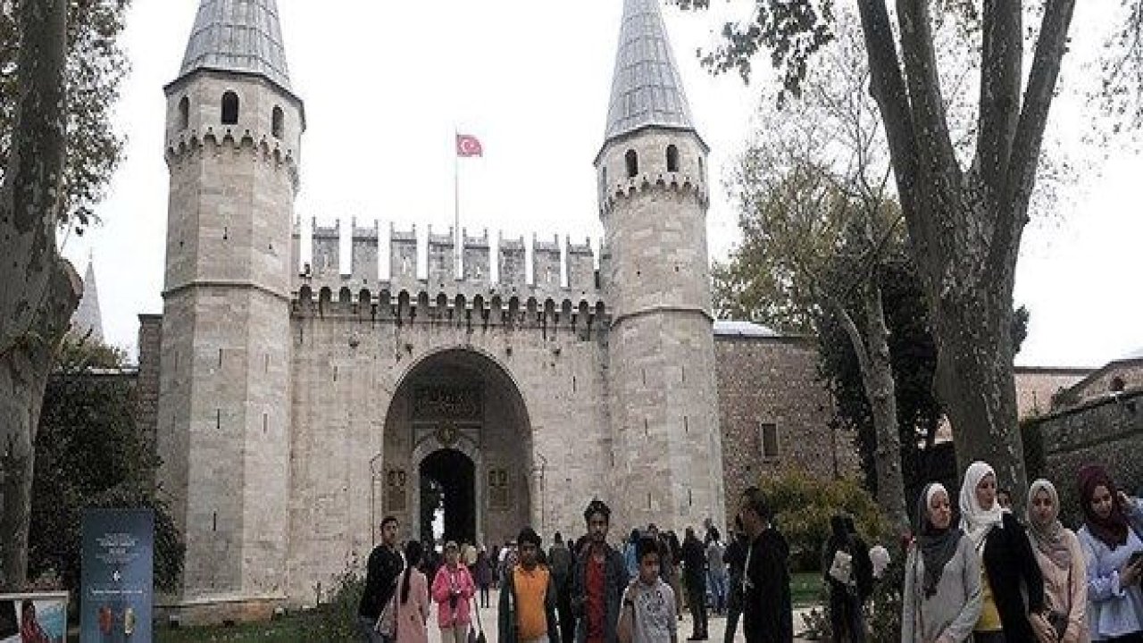 Milli sarayları 2018'de 1 milyon 430 bin kişi gezdi