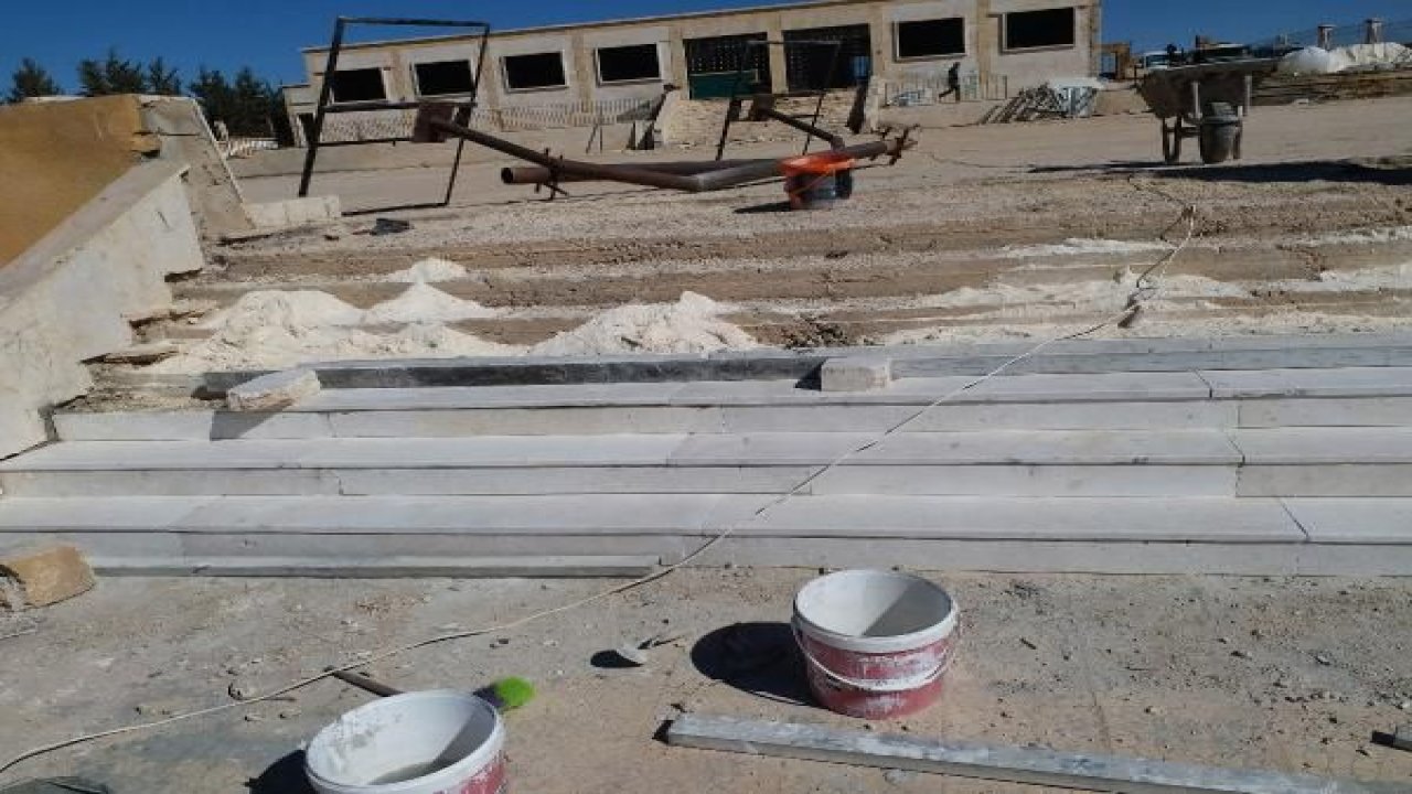 Teröristlerin tehdidi altındaki Suriye köyünde eğitim heyecanı