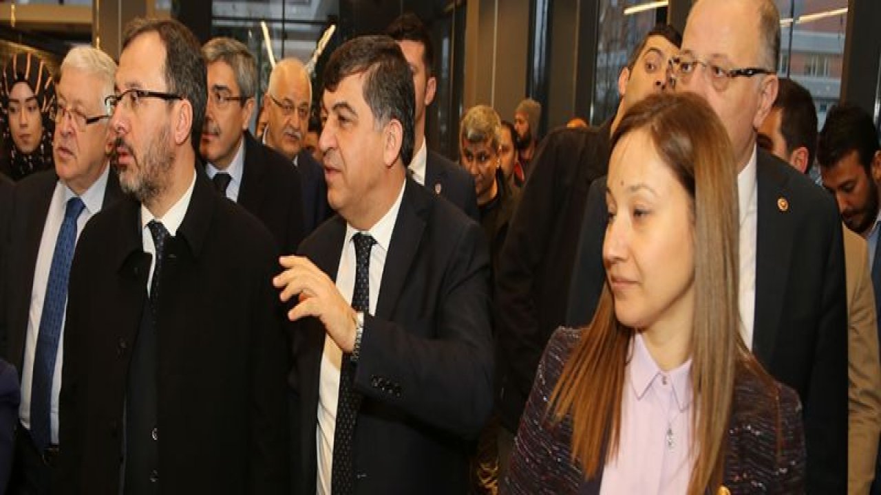 Bakan Kasapoğlu, ŞSM'den övgüyle bahsetti