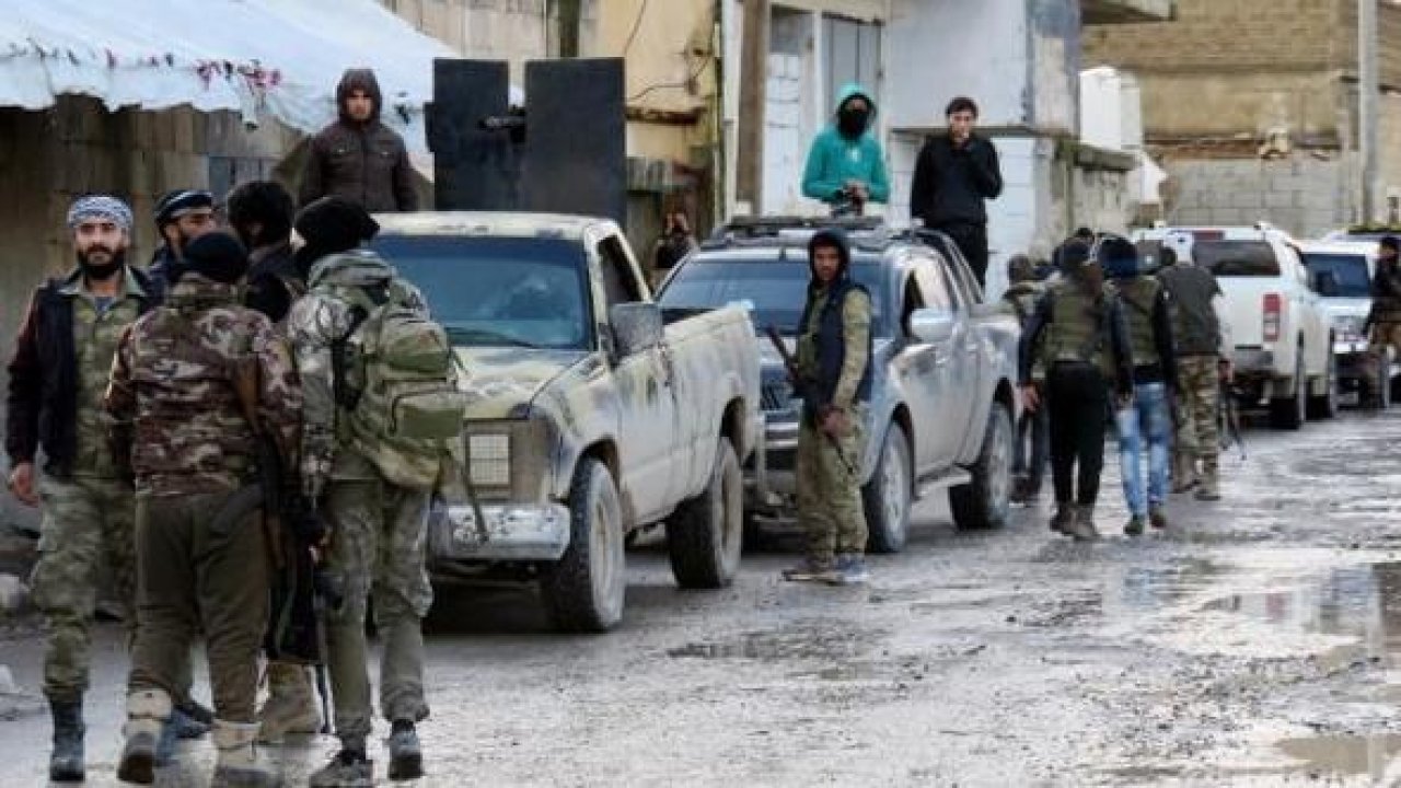 Cerablus'ta ÖSO hareketliliği