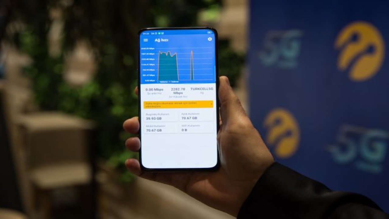 Turkcell'in 5G'si cep telefonu ile buluştu