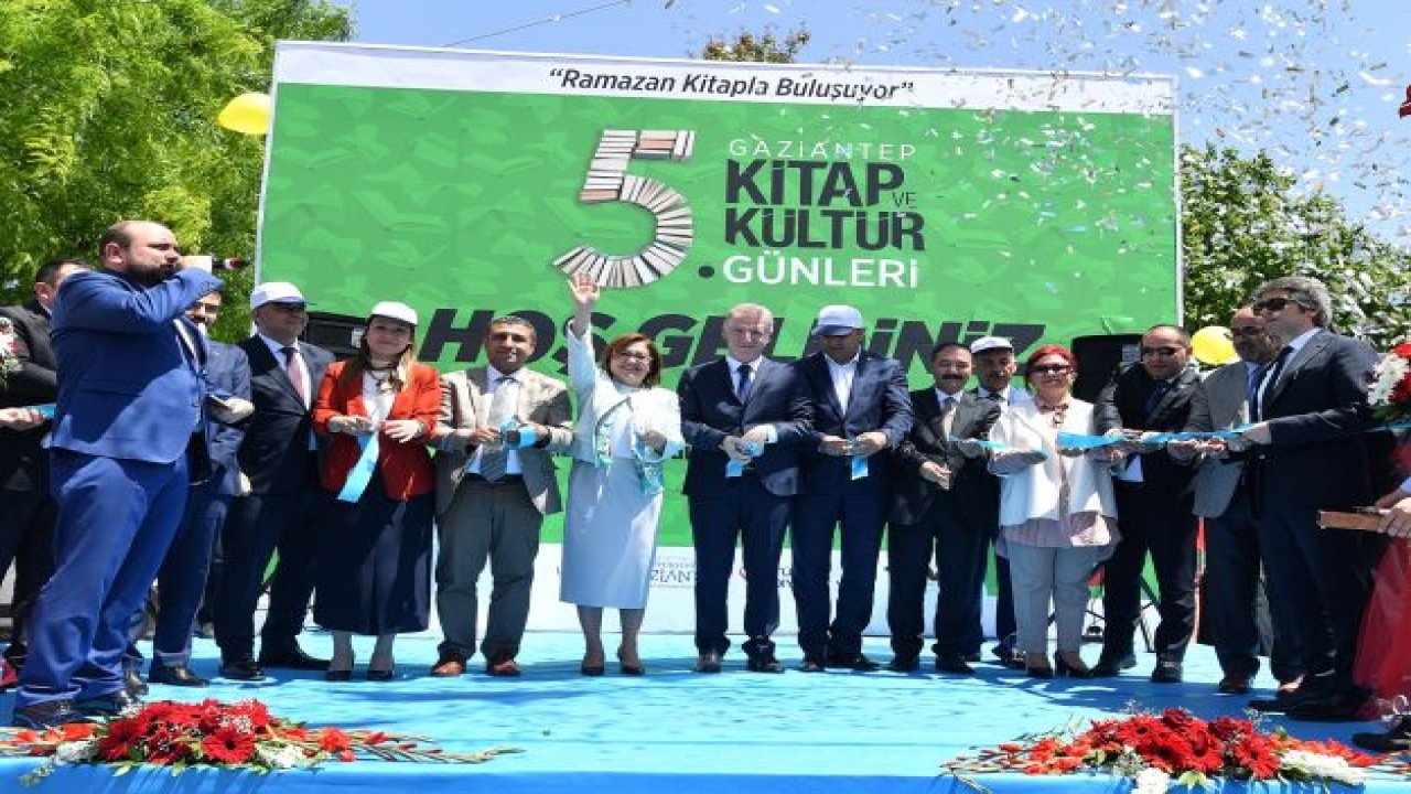 Vali Gül, 'Ben Okuyorum Gaziantep Okuyor, kitap okuma kampanyası ile evlere girdik'