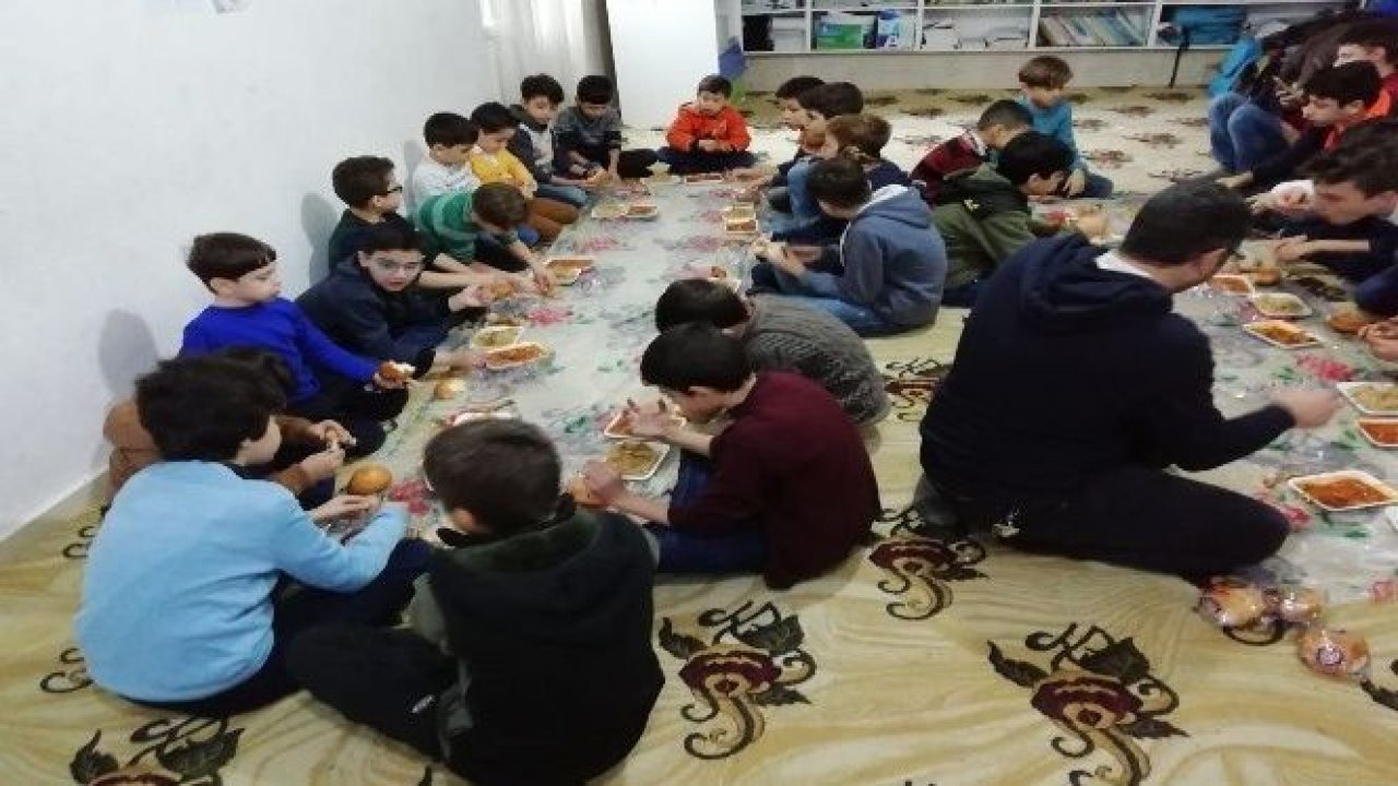 Savaş mağduru 400 yetim çocuğa bot ve mont dağıtıldı