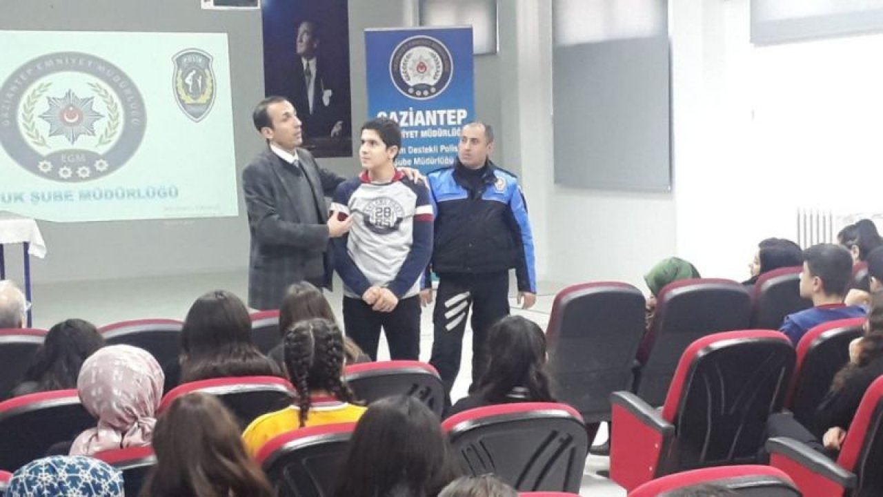 SOSYAL MEDYANIN TEHLİKELERİ VE DOĞRU KULLANIMI KONUSUNDA BİLGİLENDİRME