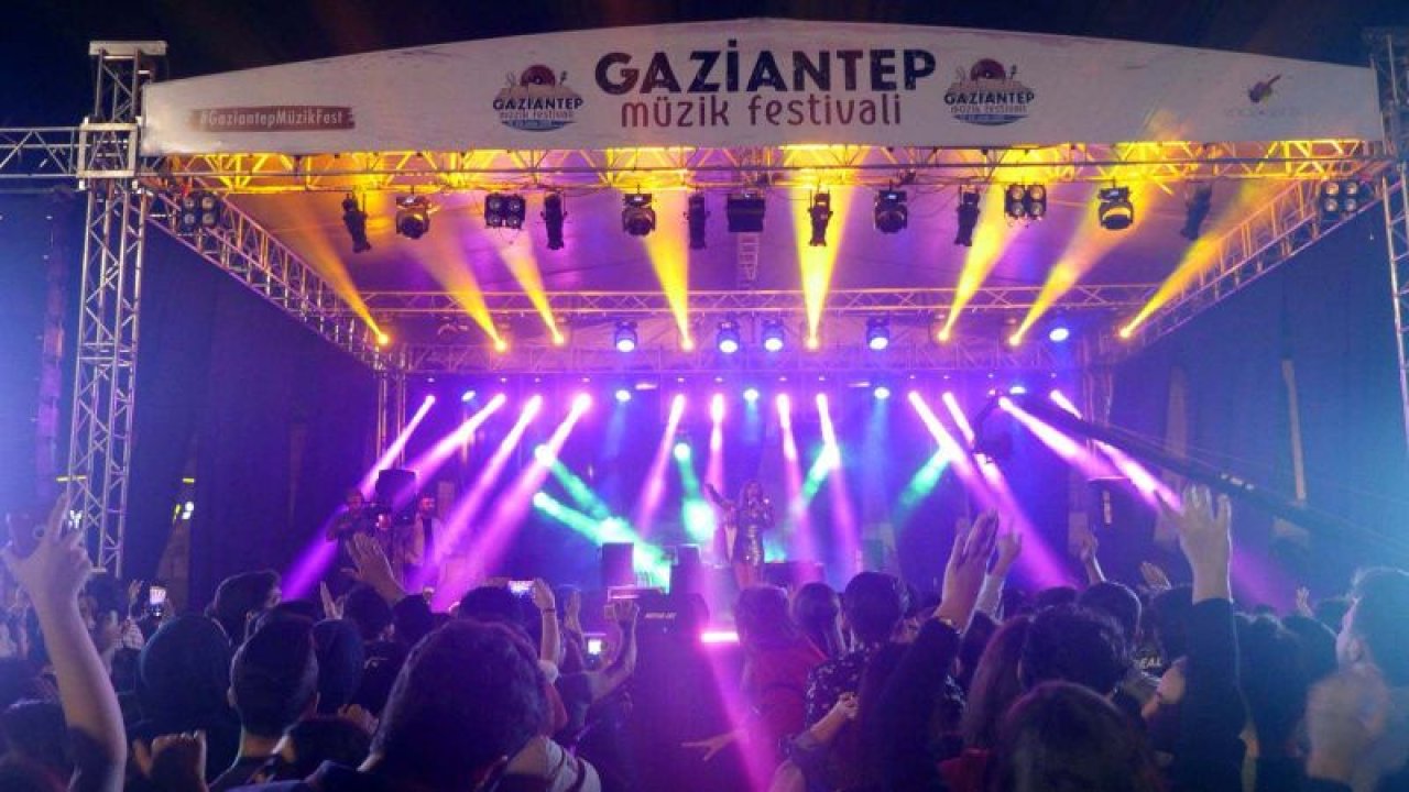 M1 GAZİANTEP AVM'DE FESTİVAL HEYECANI