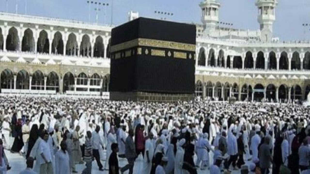 Yarın 'Umre'den 21 bin kişi Türkiye'ye geliyor! İşte alınan koronavirüs önlemleri .