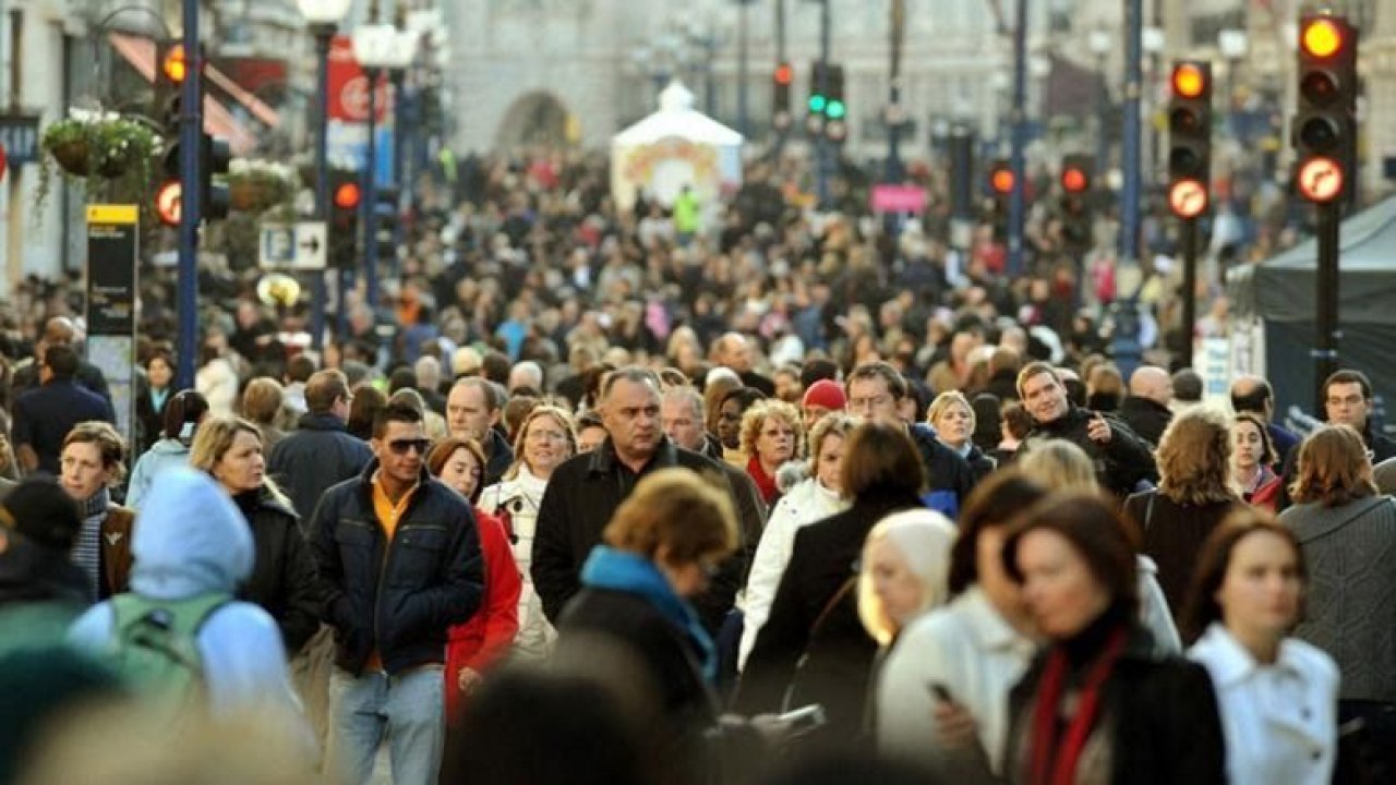 TOPLUMU VE BASKILAR NEDEN VARDIR ?