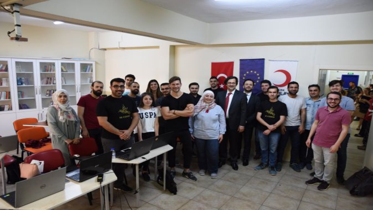 Gaziantep'te Başlayan Kodlama Eğitimi ile Geleceğin Dijital Uzmanları Yetişiyor