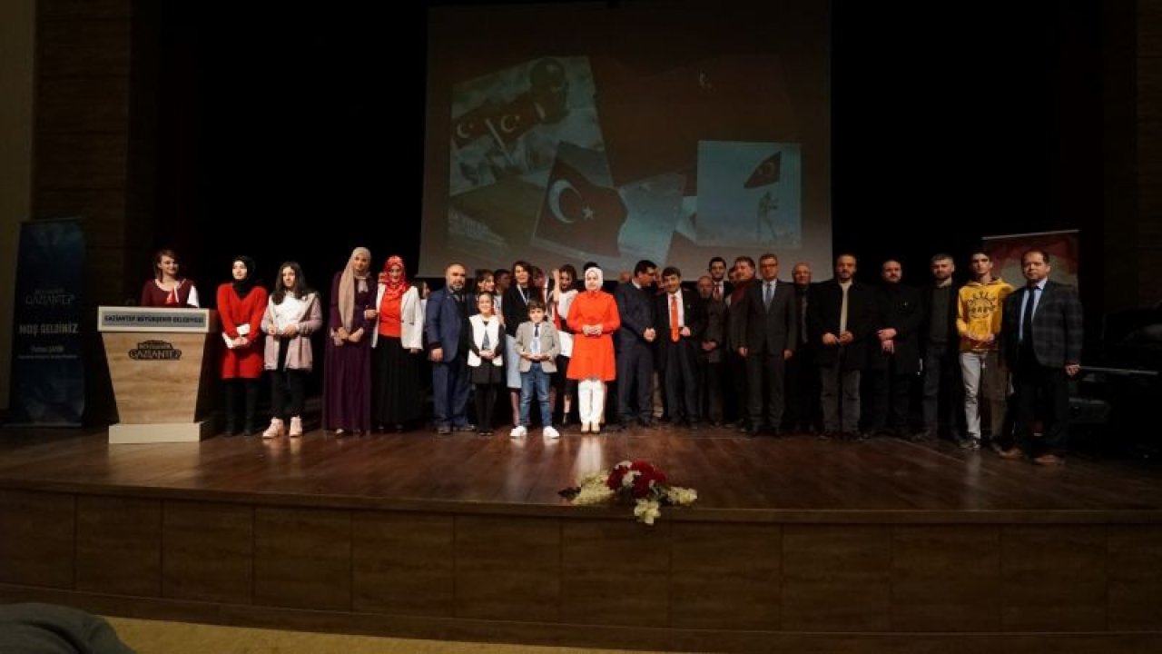 -'BAYRAK ŞİİRLERİ YARIŞMASI' ÖDÜL TÖRENİ DÜZENLENDİ