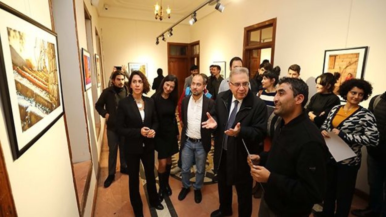 GAÜN ÖĞRETİM ELEMANLARININ FOTOĞRAF SERGİSİ AÇILDI