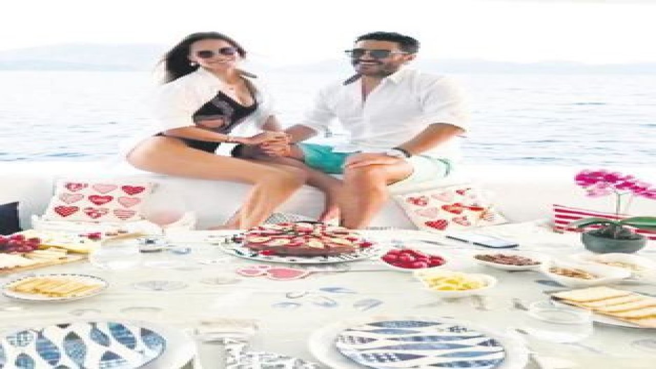 Ebru Şallı'dan nişanlısı Uğur Akkuş'a 20 bin dolarlık hediye