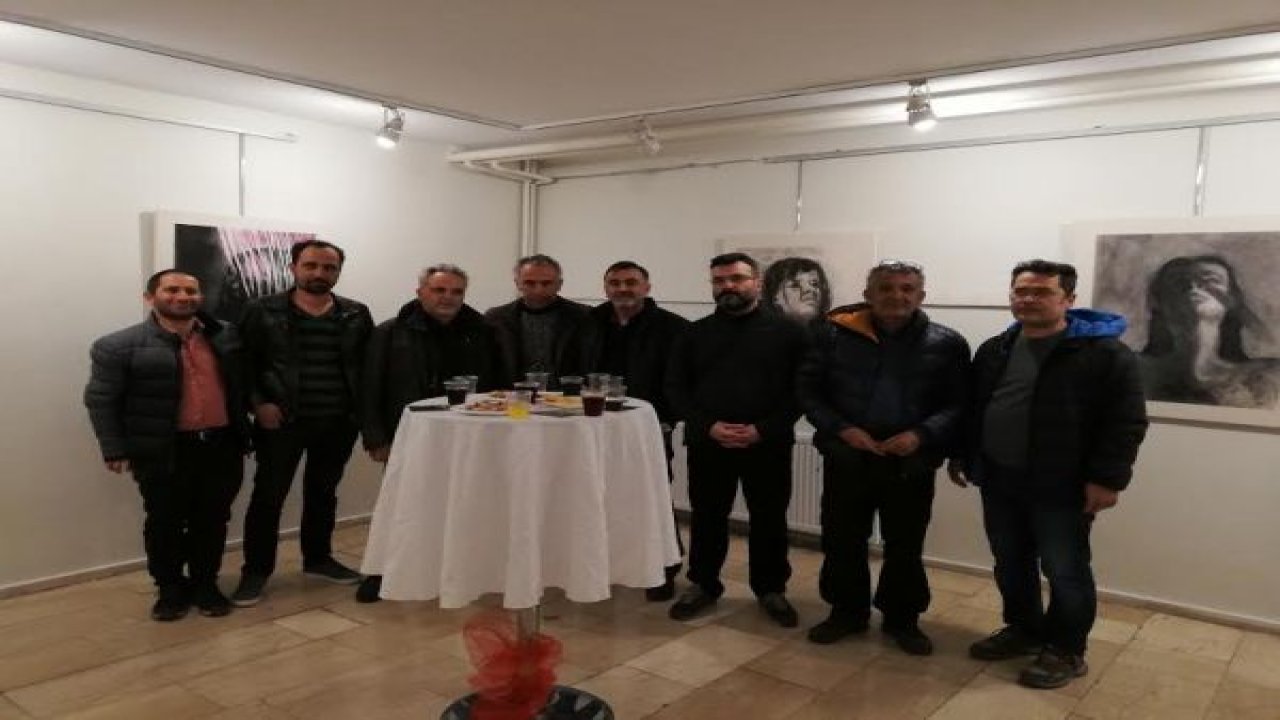 Farklı bir sergi...