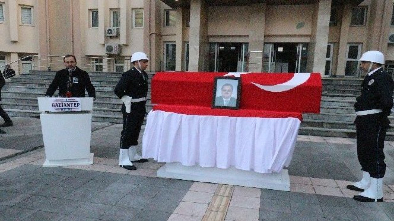 Hayatını kaybeden vali yardımcısı için Gaziantep'te tören