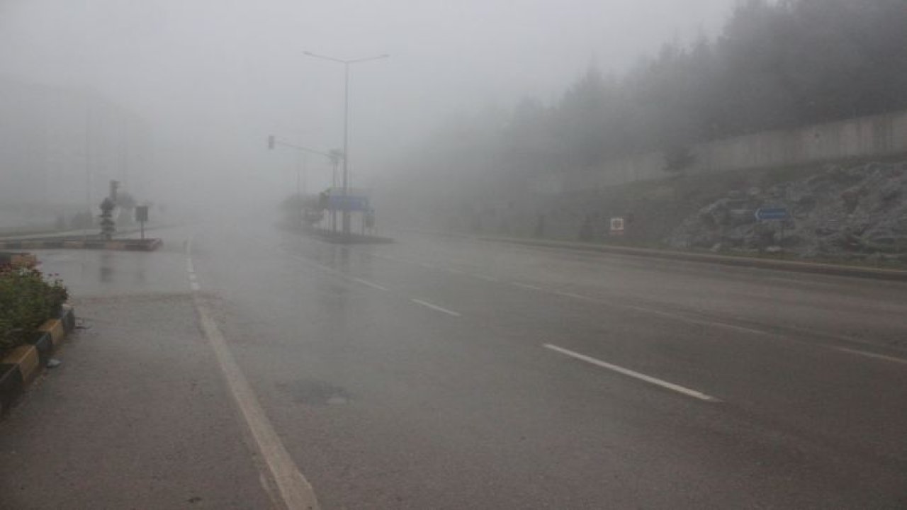 Suriye sınırındaki Kilis'te sis etkili oldu