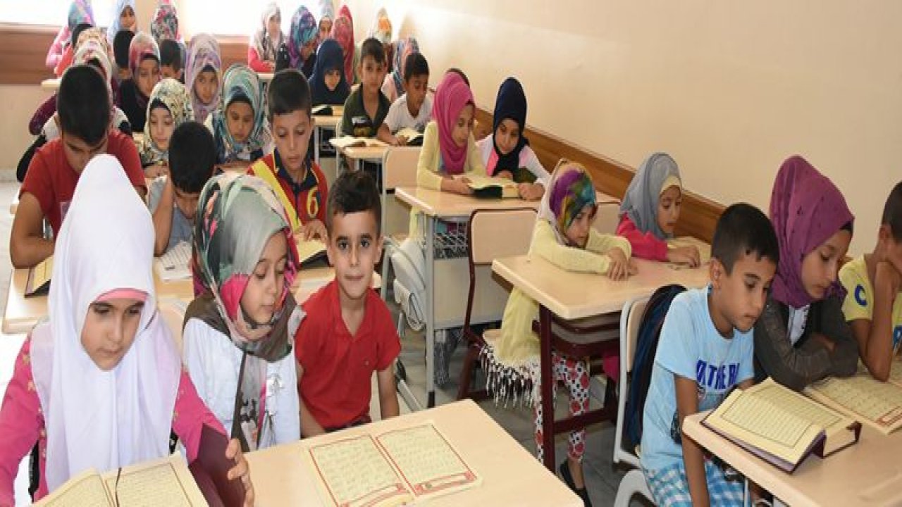 ŞAHİNBEY BELEDİYESİ SOSYAL TESİSLERİNDE KUR'AN-I KERİM ÖĞRENİYORLAR