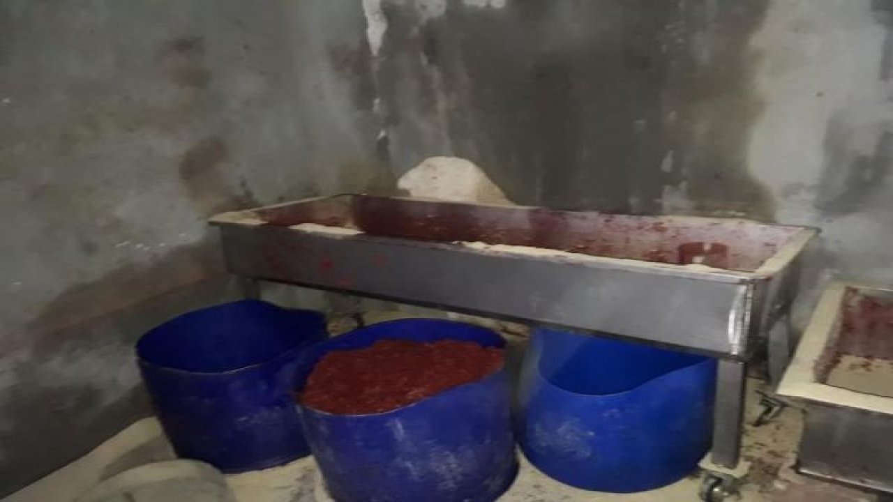 Nizip'te kaçak nargile tütünü ele geçirildi