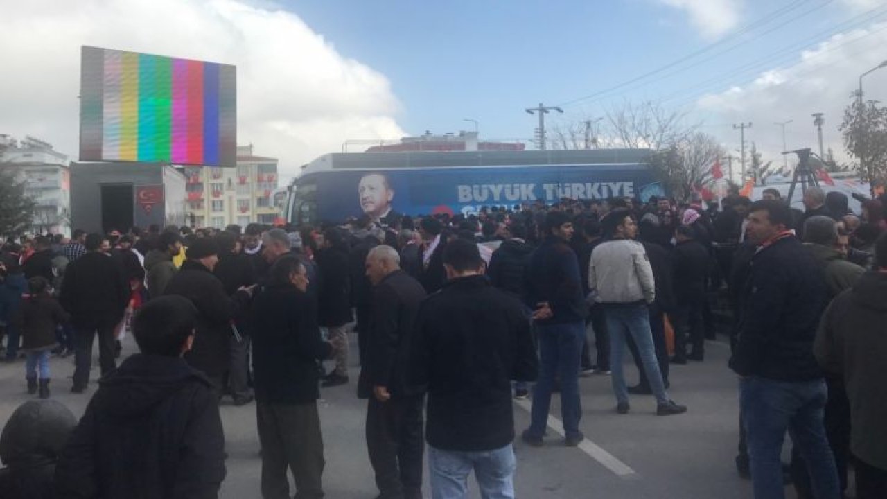 Cumhurbaşkanı Erdoğan halkı selamlayacak