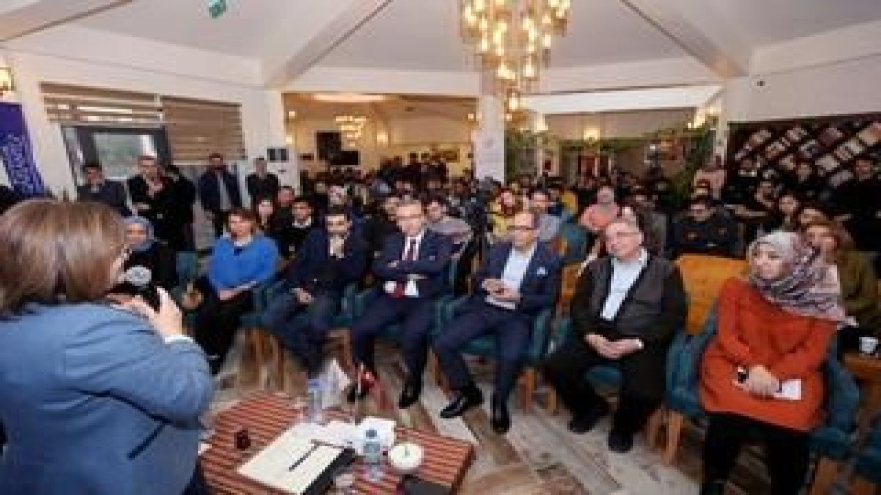 Başkan Şahin, deneyimlerini gençlerle paylaştı