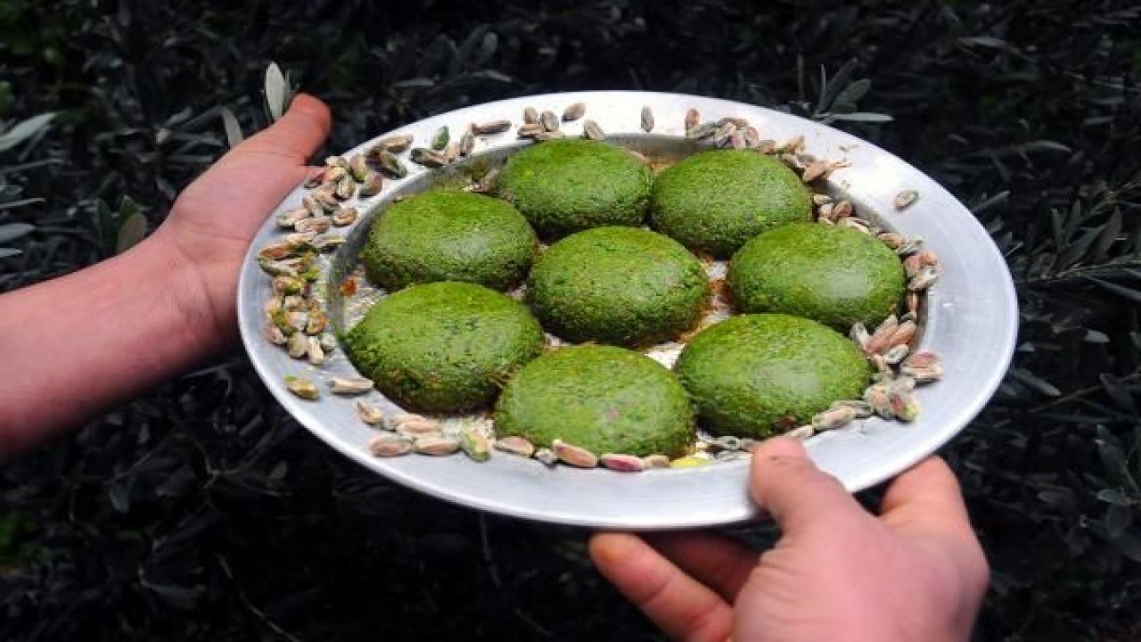 'Fıstık Bombası' tatlısı ilgi görüyor