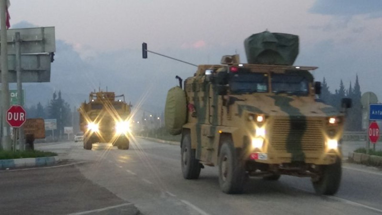 Hatay sınırına 30 askeri araç sevk edildi
