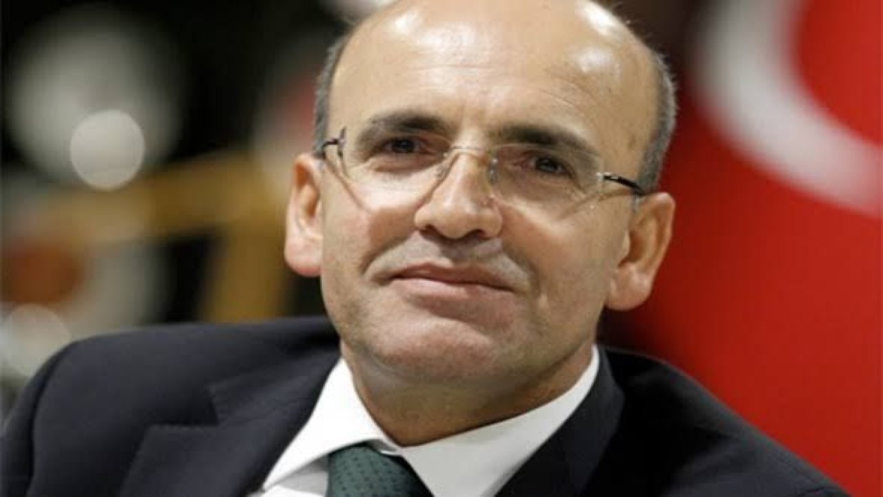 Birleşik Arap Emirlikleri, Şimşek'in telefonunu hackledi