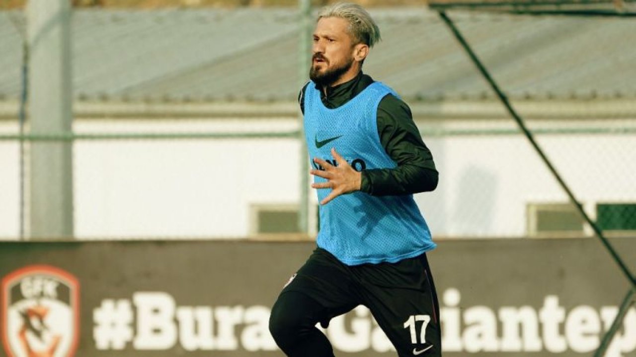 Oğuz Ceylan oynamak istiyor