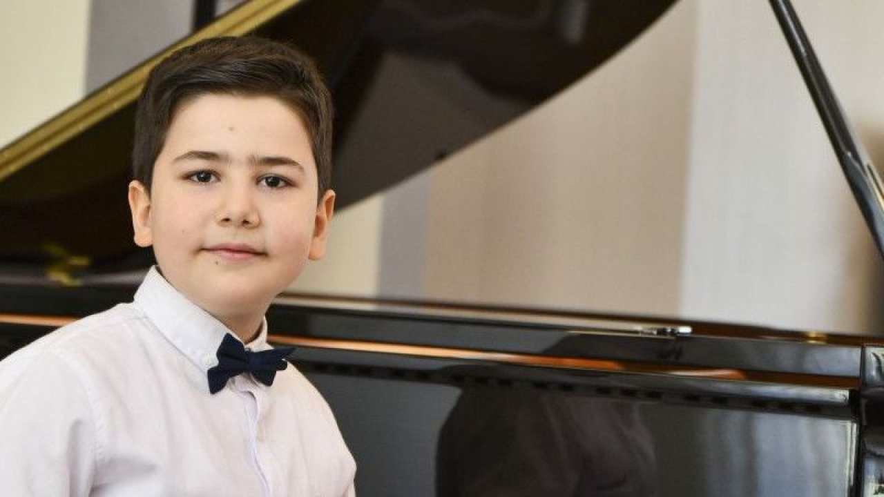 Okuma yazmayı 4 yaşında öğrendi, 8 yaşında piyanoda adını dünyaya duyurdu