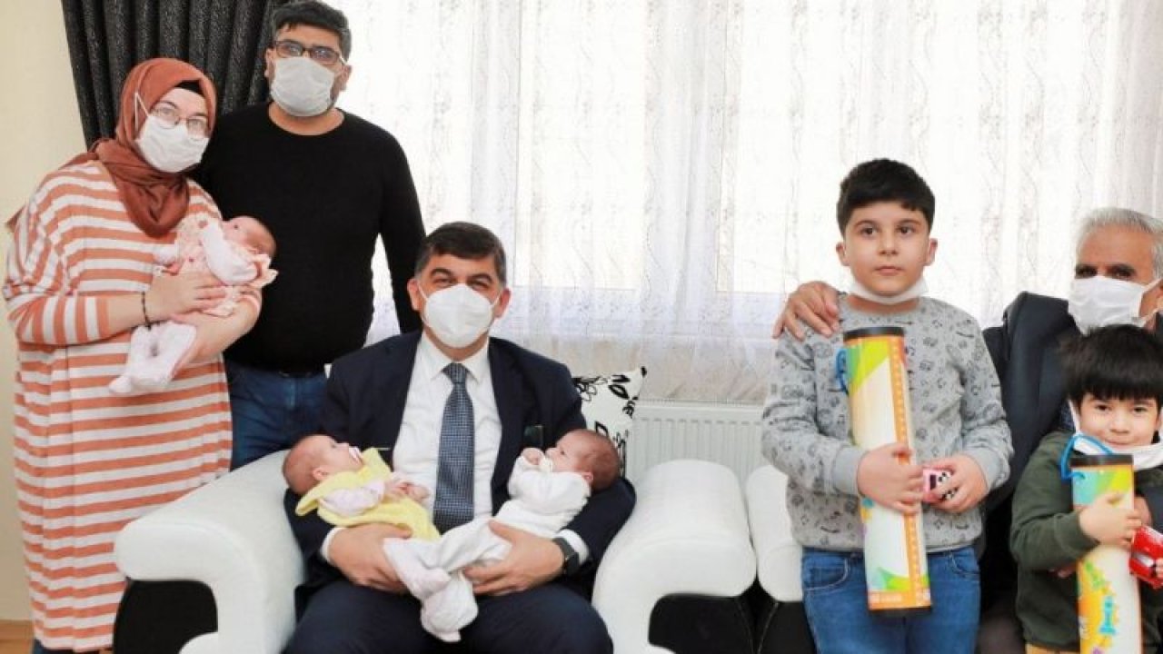 Fadıloğlu’ndan üçüz bebeklere ‘merhaba’ ziyareti